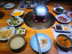 -唯成•韩国炭火烤肉 유성고기