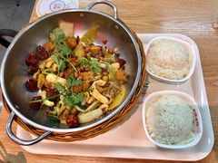 -憨憨熊美食广场(下沙宝龙广场店)