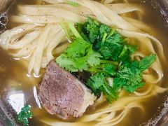 牛肉拉面-十二忠手拉面(五福店)