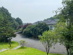 -杭州海华满陇度假酒店