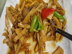 -天天向上素食餐厅(五台山店)