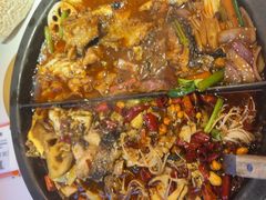 -鸣记脆皮烤鱼·海鲜烤鱼(三八广场店)