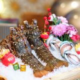 南苑年味套餐｜火上浇油的铁板烧可有新年氛围啦🔥 