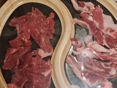 -黑金·寻焰自助百汇·烤肉·火锅(中街店)