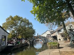 -鲁镇