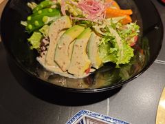 -山川小町·极番烧肉(新地假日广场店)