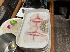 -老牌坊云南鱼豆花火锅(哈西万达店)