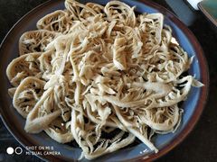 -三个四川人火锅(华联商厦店)