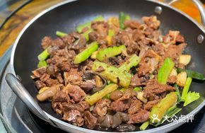 Signature Lemongrass Ostrich Pot