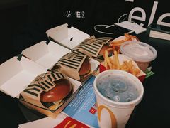 -麦当劳(星光行店)