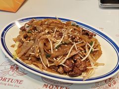 干炒牛河-香港新记茶餐厅(春熙太古里店)
