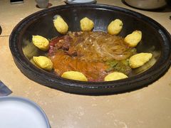 -万里闯关东铁锅炖菜馆(高新旗舰店)