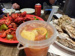 超级水果茶-老五烧烤(盘金华府总店)