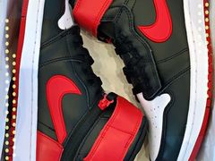 -Air Jordan(世贸天阶店)