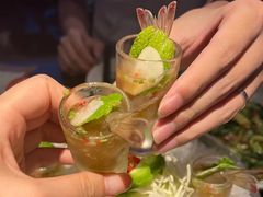 -大头虾越式风味餐厅(光明广场店)