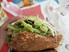 -麦当劳(杨林得来速店)