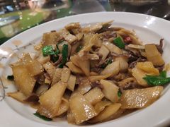 -刘胖子家常菜·蹄花焖藕(中南店)