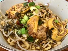 咸菜皮卷蛋卷笋面-里兆打面馆