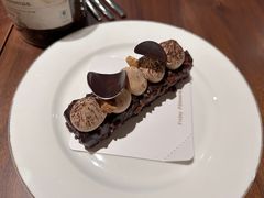 -Fridi Patisserie Cafe