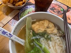 -甘掌门·化州驰名牛杂粉(越秀店)