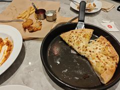 -必胜客(东大桥店)