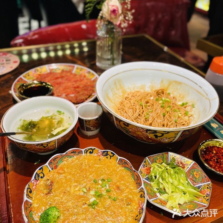 魔都探店 | 海派风情网红蟹面店 庄氏隆兴蟹樽面道