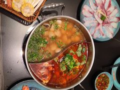 -老城鲜·小海鲜贝贝煲火锅(壹方城店)
