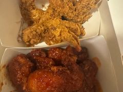 -BHC炸鸡(明洞总店)