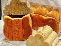 -花园饼屋·吐司蛋糕面包(星海店)