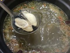 -濠轩阁特色生蚝火锅(水湾路店)