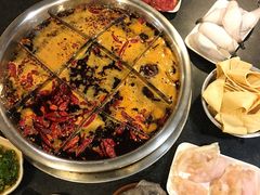 -邓莽子老火锅(中兴路总店)