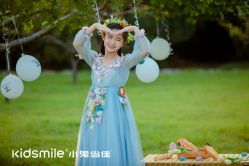 -小鬼当佳儿童摄影(河北保定店)