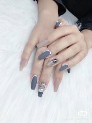 -Pink You美甲洗眉纹绣定制中心