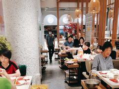 -三人行骨头王火锅(长寿店)