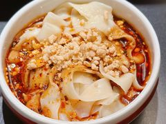 甜水刀削面-麻六记(凤凰汇店)