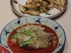 -八府香鸭·啫啫煲(华山路店)