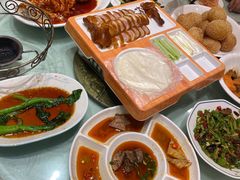 -艳阳天酒店(五里新村店)
