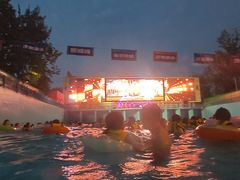 -欢乐水魔方水世界