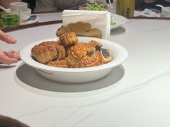 -苹果树下艺术餐厅(宋庄店)