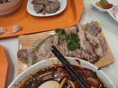 -德元兰州纯汤牛肉面(龙阳路店)