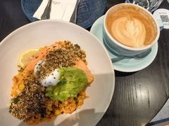 烟熏三文鱼配辣泡菜炒饭-gaga(深圳福田星河COCO Park店)