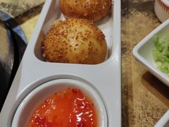 -左庭右院鲜牛肉火锅(金山万达店)
