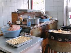 -黄阿姨锅贴大王(万航渡路店)