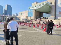 -韩国战争纪念馆