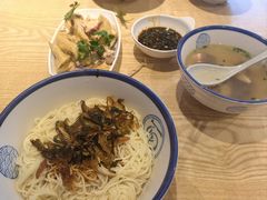 -禧凰·老上海白斩鸡辣肉面店