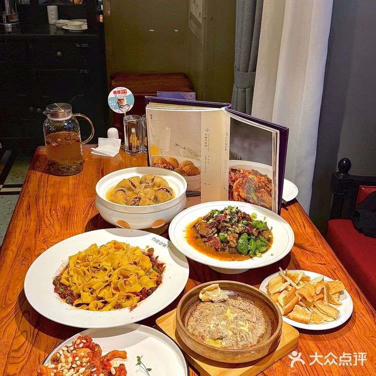 来新疆终于也是吃到了图片和实物相符的新疆菜了