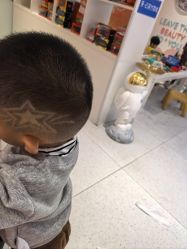 -星咔萌StarCamo儿童剪发(芳圆里IDMALL品牌形象店)