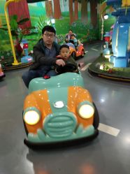 点击看大图 -维佳童话镇演出现场(徐东店)