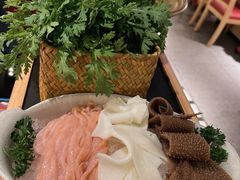 -廖掌柜·重庆鲜货火锅(上海首店)