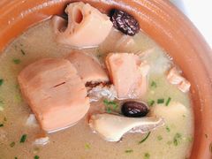 -黄泥岗·地道湖北菜(奥特莱斯店)